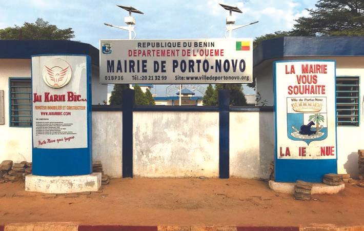La Secrétaire Exécutive révoquée