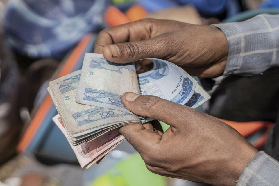 Discussions pour faciliter le paiement de la dette