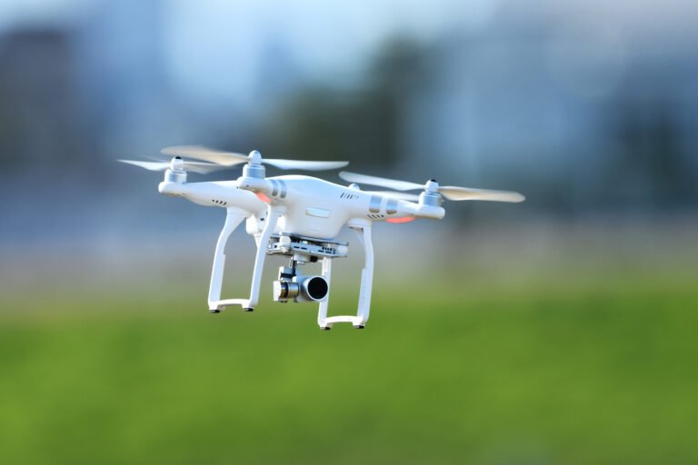La liste des 100 opérateurs de drones admissibles dévoilée